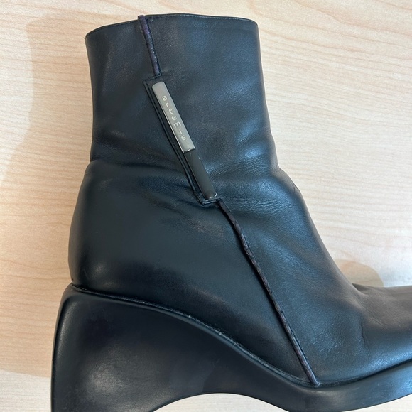 NOT FOR SALE. Leather giant block heel side zip boots - Picture 6 of 14
